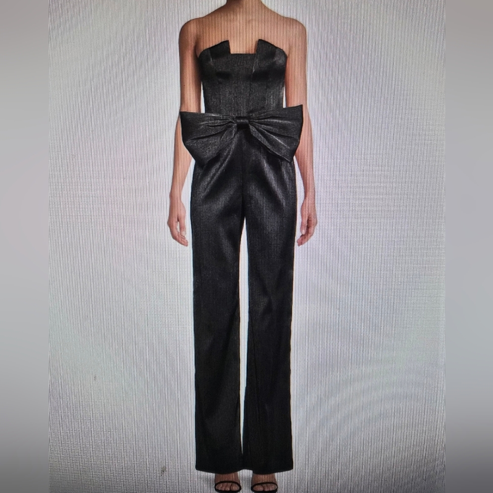 NWT Black Halo's Jacie Bow jumpsuit Black